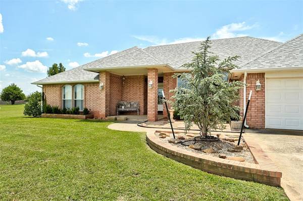 3112 Pelican WAY, Blanchard, OK 73010