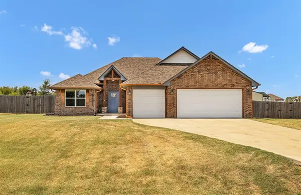 918 Red Rock RD, Blanchard, OK 73010