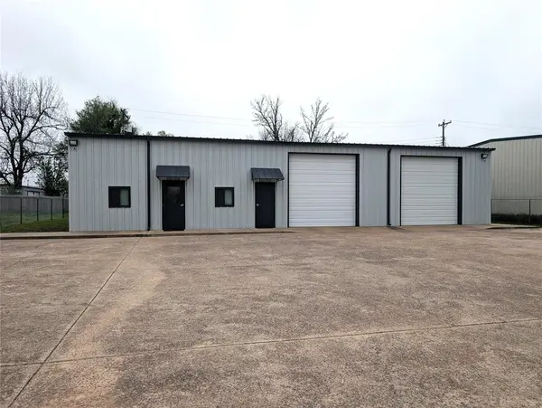 2524 NW 2nd ST, Oklahoma City, OK 73107