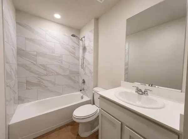 2512 Kathleens XING, Yukon, OK 73099