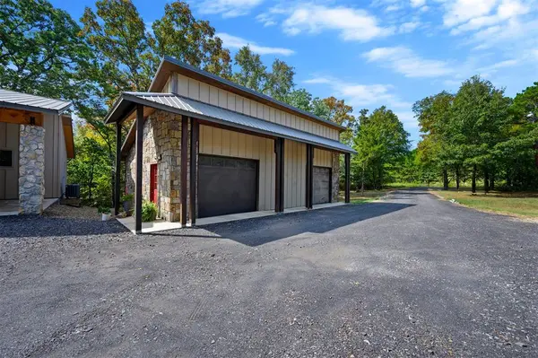 116 Raintree RD, Broken Bow, OK 74728
