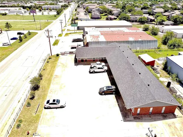 7030 W Wilshire BLVD, Oklahoma City, OK 73132