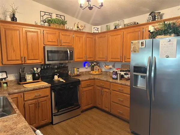 521 N Ballard ST, Maud, OK 74854