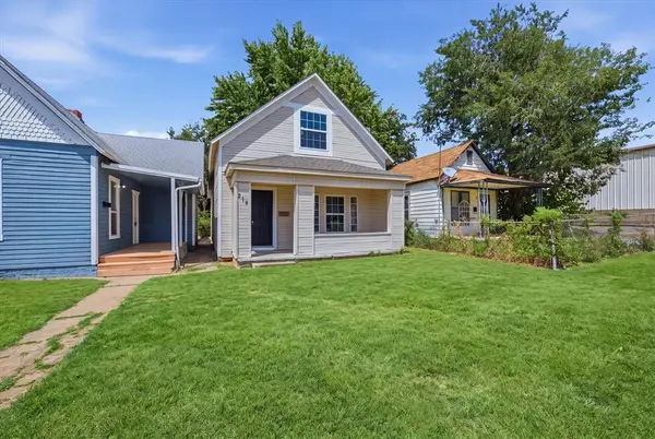 214 E Vilas AVE, Guthrie, OK 73044