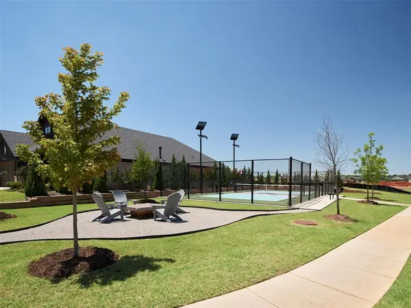 1206 Flint Hills ST, Norman, OK 73069