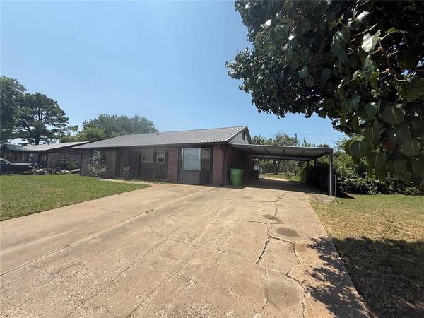 1023 Meadowbrook LN, Prague, OK 74864