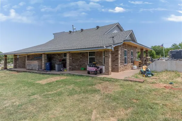 7435 N Peebly RD, Jones, OK 73049