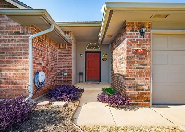 2609 NW 163rd ST, Edmond, OK 73013