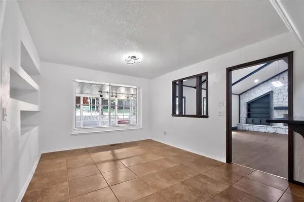 1212 Ridgecrest ST, Edmond, OK 73013