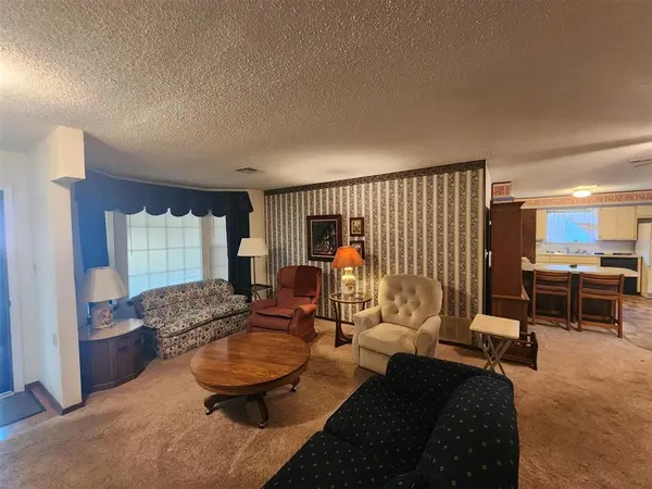 1313 Whippoorwill DR, Norman, OK 73071