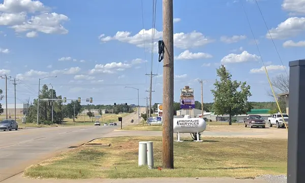 5603 N Harrison ST, Shawnee, OK 74804