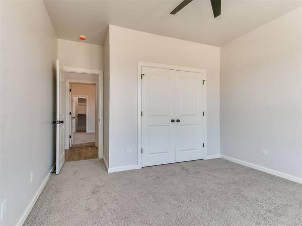 7236 NW 152nd ST, Edmond, OK 73013