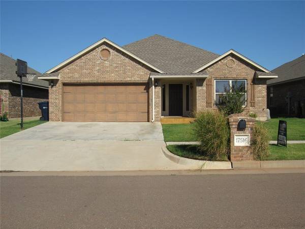 17516 Black Hawk DR, Edmond, OK 73012