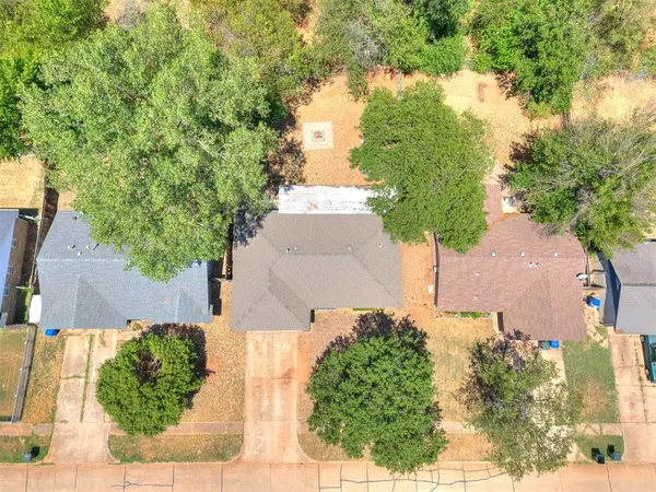 2125 Allenhurst ST, Norman, OK 73071