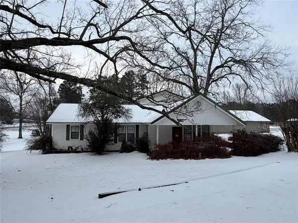 1664 N Us Highway 259 HWY, Broken Bow, OK 74728