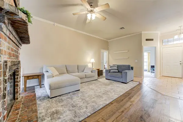 1617 Napa Valley RD, Edmond, OK 73013