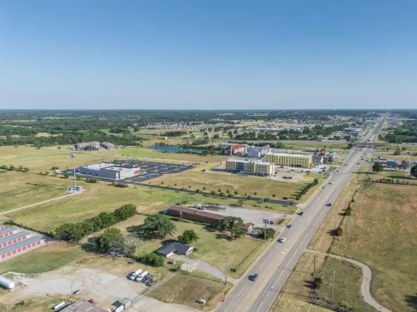 5603 N Harrison ST, Shawnee, OK 74804