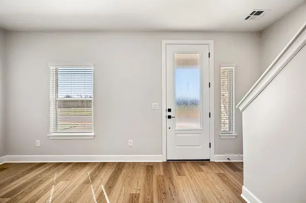 12009 SW 30 ST, Yukon, OK 73099