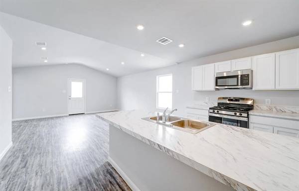2316 28th TER, Chickasha, OK 73018
