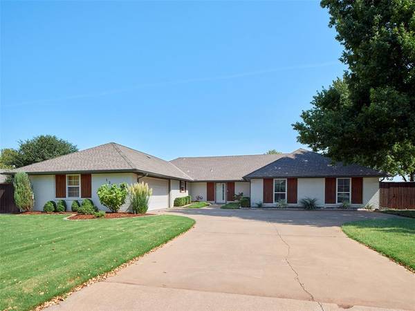 13124 Saint Andrews DR, Oklahoma City, OK 73120