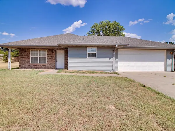 209 S 6th AVE, Stroud, OK 74079