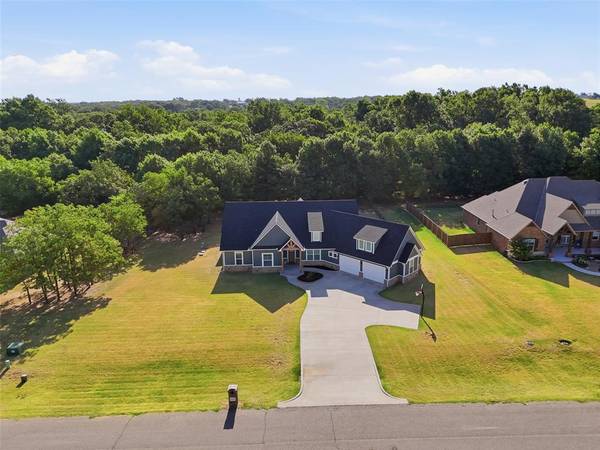 19101 Abigail DR, Shawnee, OK 74801