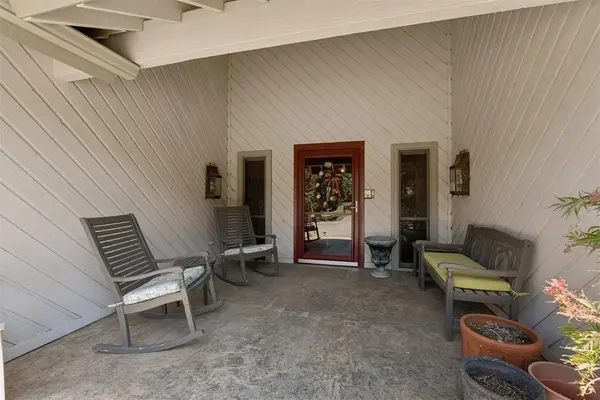 2008 Mistletoe CT, Edmond, OK 73034