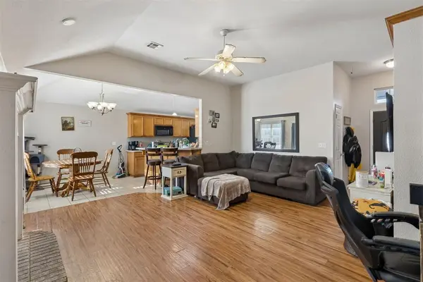 15900 Vicki DR, Oklahoma City, OK 73170