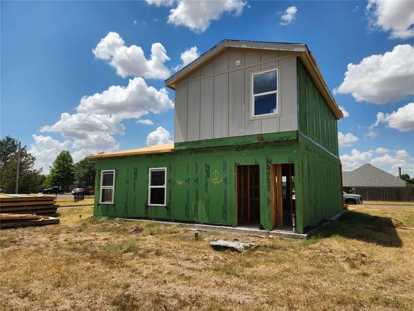 418 Amanda, Duncan, OK 73533