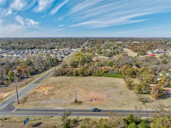 10955 NE 10th ST, Oklahoma City, OK 73130