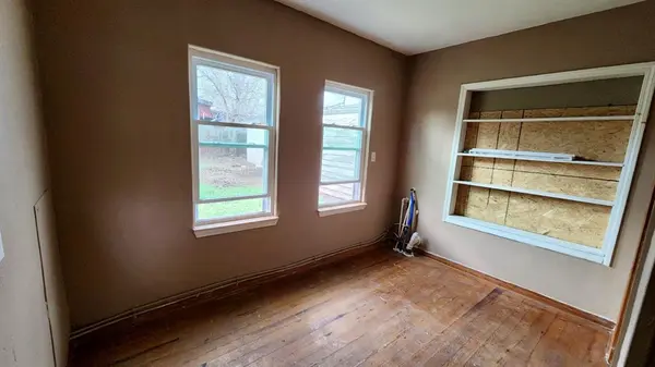 701 S Main ST, Grandfield, OK 73546