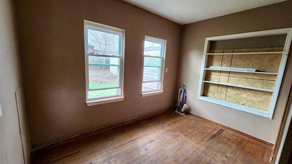 701 S Main ST, Grandfield, OK 73546
