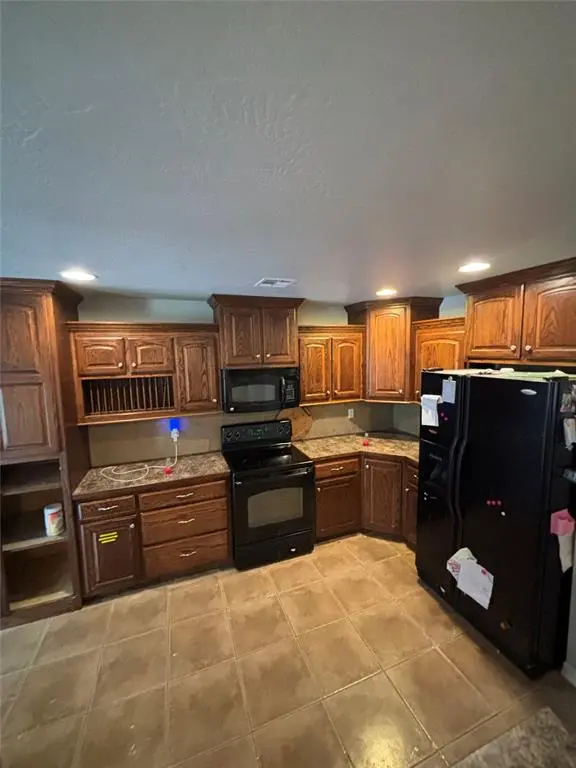 1903 E Duke AVE, Stillwater, OK 74075