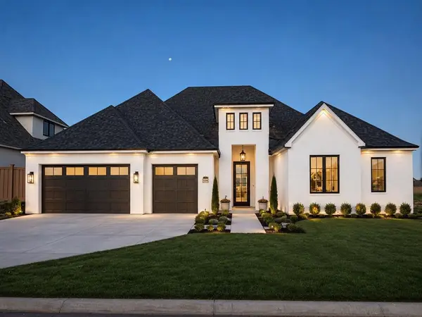 3109 Wood Thrush WAY, Edmond, OK 73012