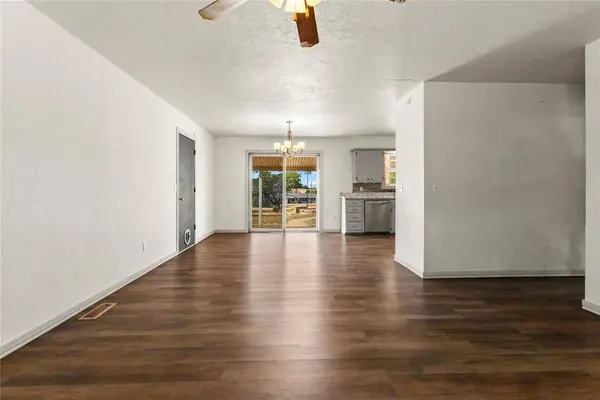120 Ridgeline DR, Weatherford, OK 73096