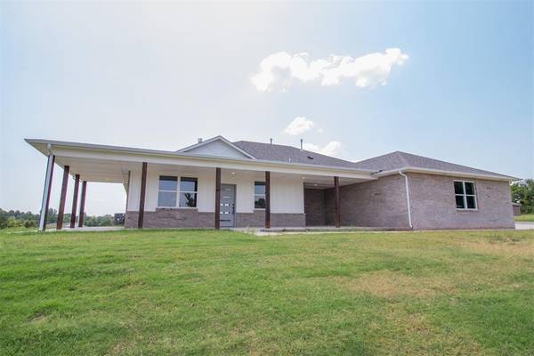 17584 Salma RD, Choctaw, OK 73020
