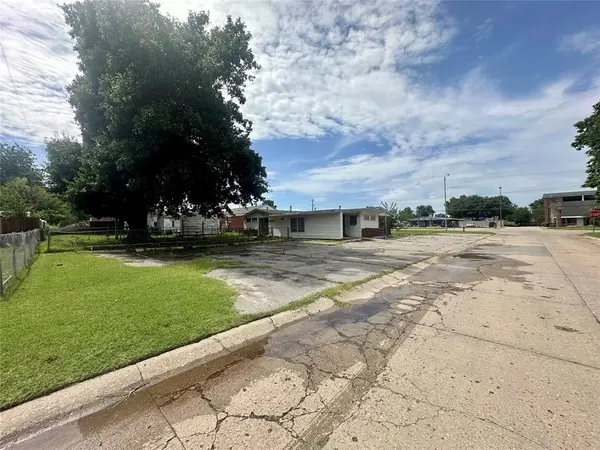3644 SE 15th ST, Del City, OK 73115