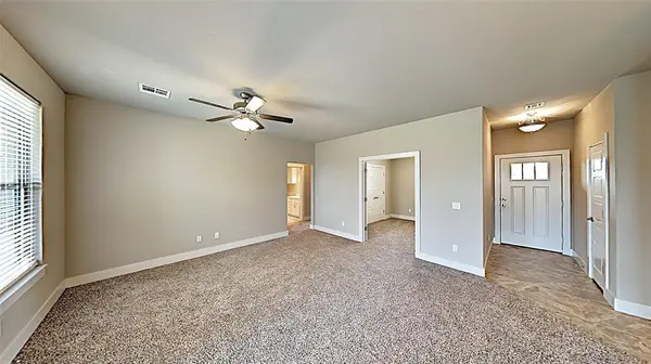 405 Josephine CT, Yukon, OK 73099