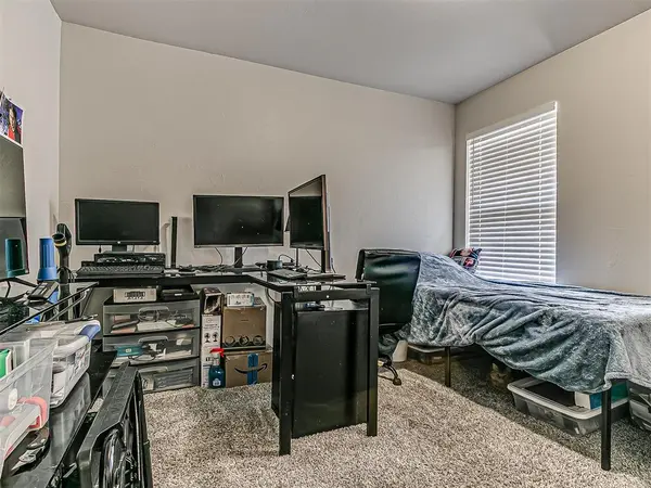 1212 La Vista LN, Kingfisher, OK 73750