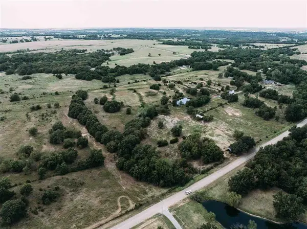 N Schlegel RD, Cushing, OK 74023