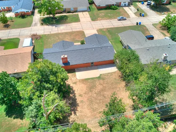 1415 Aladdin ST, Norman, OK 73072