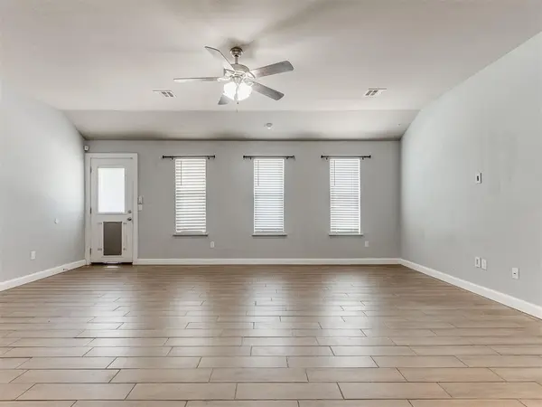 8416 SW 49th CIR, Oklahoma City, OK 73179