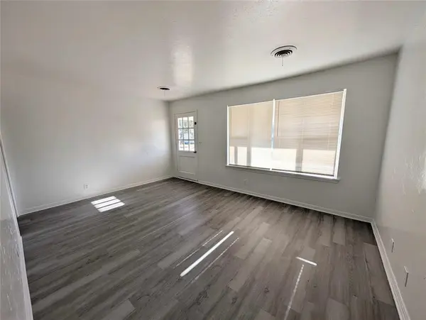 416 E Jarman DR, Oklahoma City, OK 73110