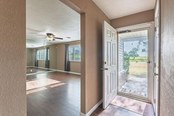 17002 Kings RD, Shawnee, OK 74801