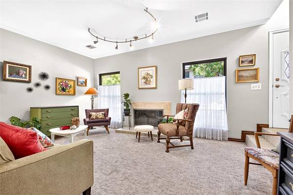 6204 Waterford BLVD #3, Oklahoma City, OK 73118