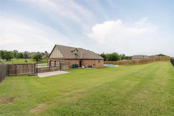3525 Abby LN, Newcastle, OK 73065