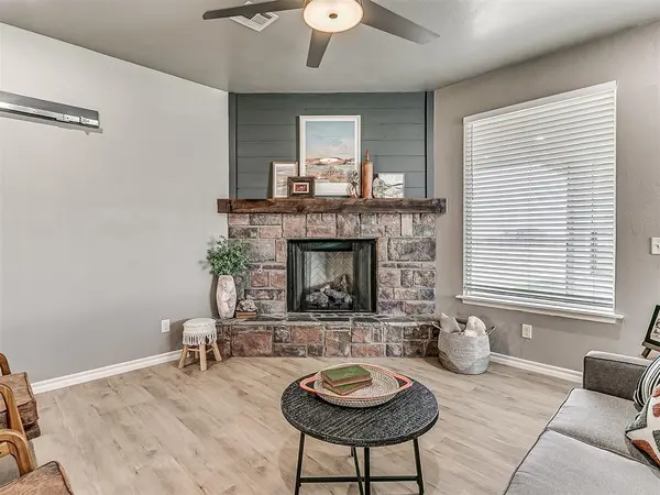 4550 Whitetail DR, Guthrie, OK 73044