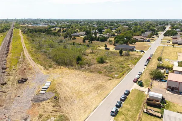 100 NW 121st ST, Oklahoma City, OK 73114