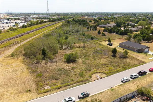 100 NW 121st ST, Oklahoma City, OK 73114