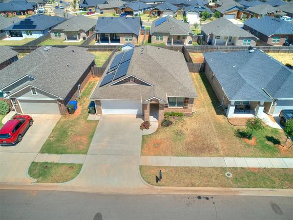 713 Blue Fish CT, Norman, OK 73069